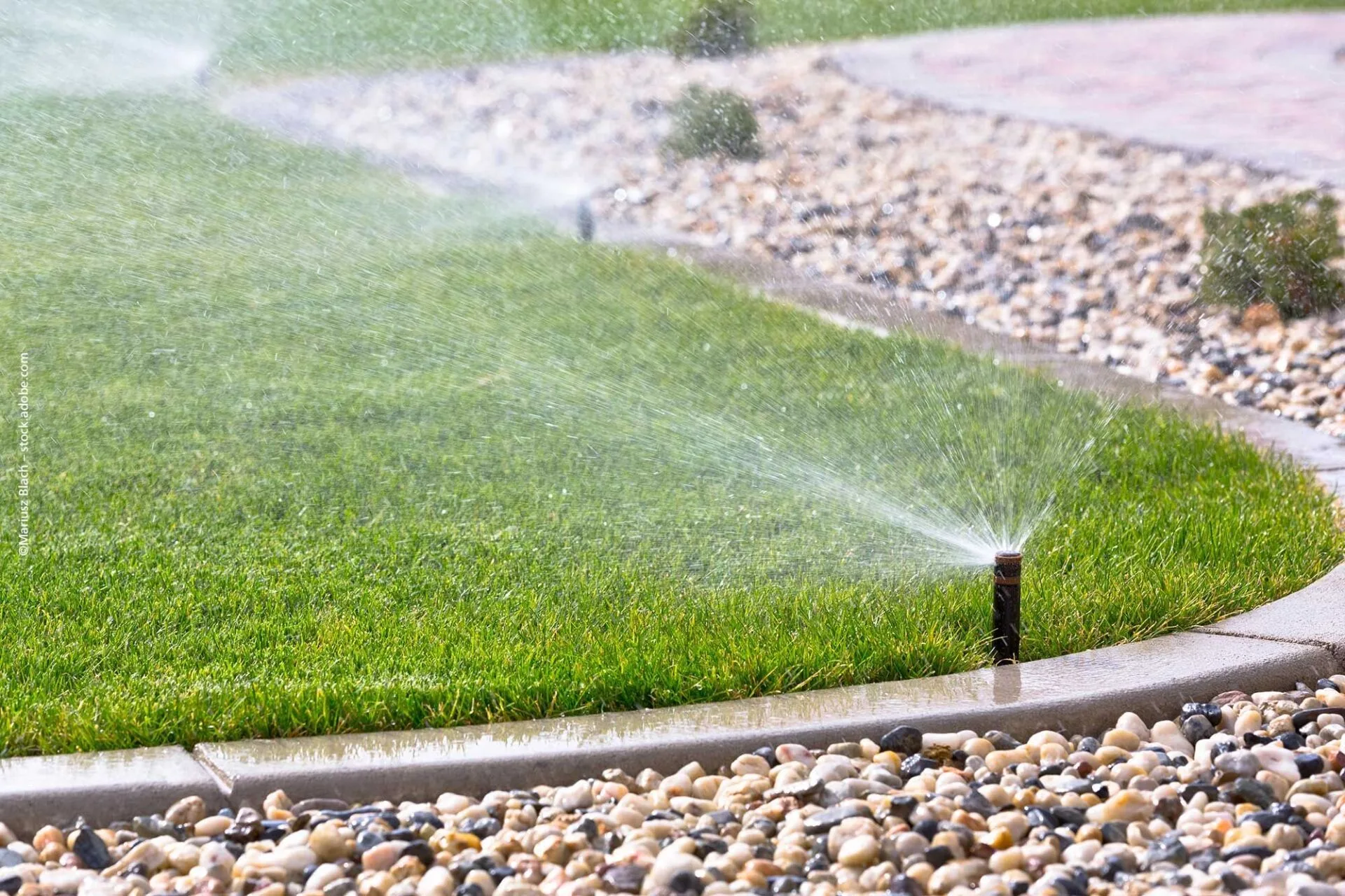 Automatische Gartenbewässerung für Grünflächen
